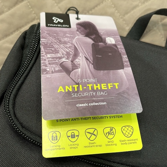 TRAVELON Anti-Theft Classic Black Small Convertible Backpack/NWT - Picture 12 of 15